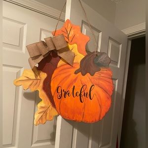 Grateful fall door hanger